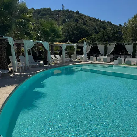 L'oasi Del Tuffatore Pensjonat 4*